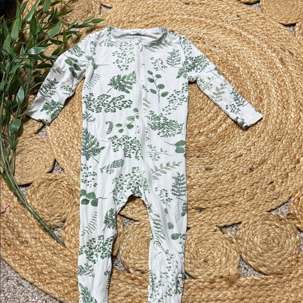 Angel Dear Plants Footies Bamboo. 18-24mo